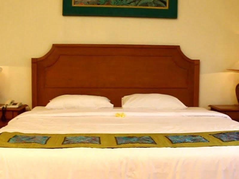 Dewi Sinta Hotel And Restaurant Tanah Lot  Exterior photo